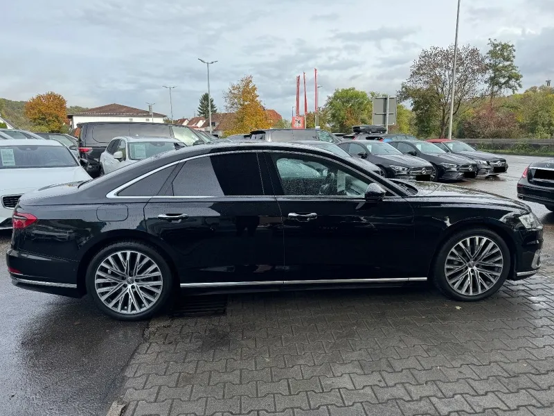 Audi A8 50 TDI B&O Image 2